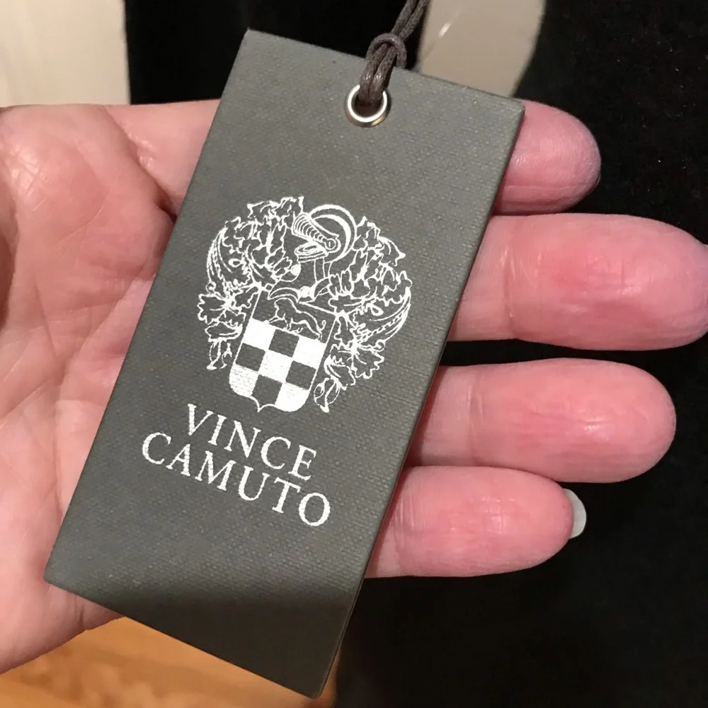 ▪️VINCE CAMUTO Sweater Dress - Picture 10 of 10